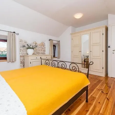 House Romanca Дом отдыха